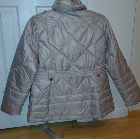 Women Coat - Picture 2 of 3